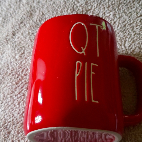 Rae Dunn "QT Pie Mug" - New - Picture 2 of 3